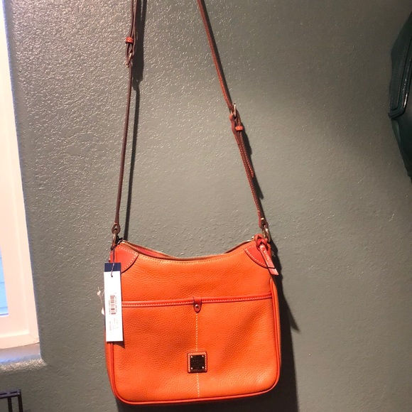 Sold Dooney & Bourke Carmel Kimberly crossbody. - Picture 1 of 4